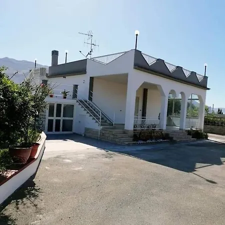 Σπίτι διακοπών Giulia Alcamo Marina